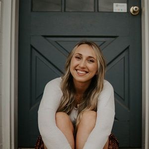 Meet your Posher, Savannah